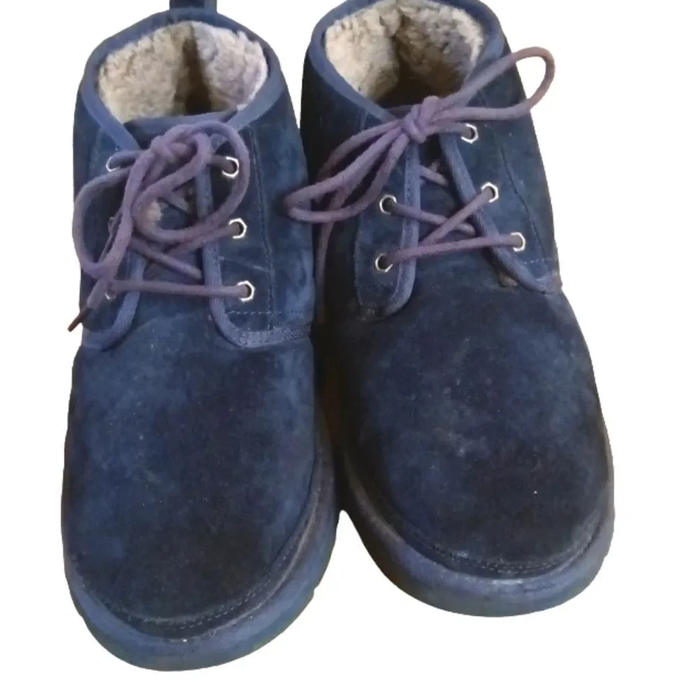 UGG Neumel Blue Suede Sheerling Lined Tie Up Chukka Boots Sz 12